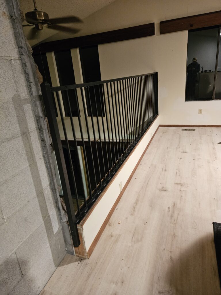 upstairs-balcony-railing-installation